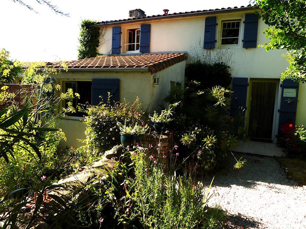 La Claverie Sainte-Radégonde-des-Noyers エクステリア 写真